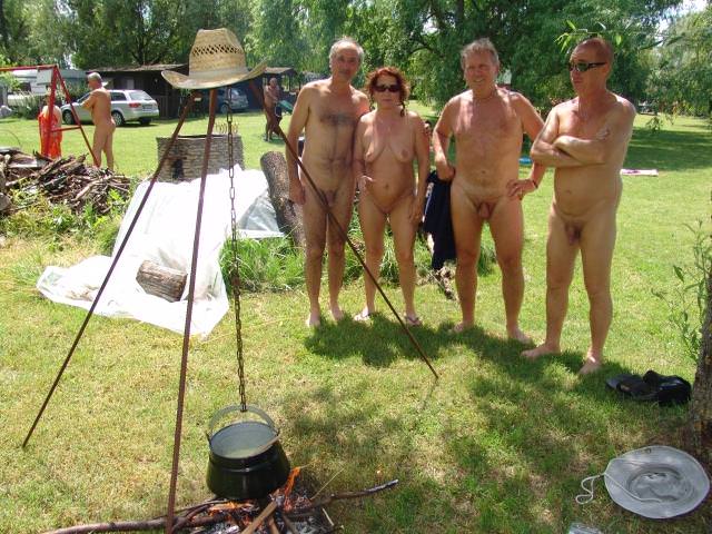 Nature and nudism summer sun - family nudism outdoors video [Euronat naturism]